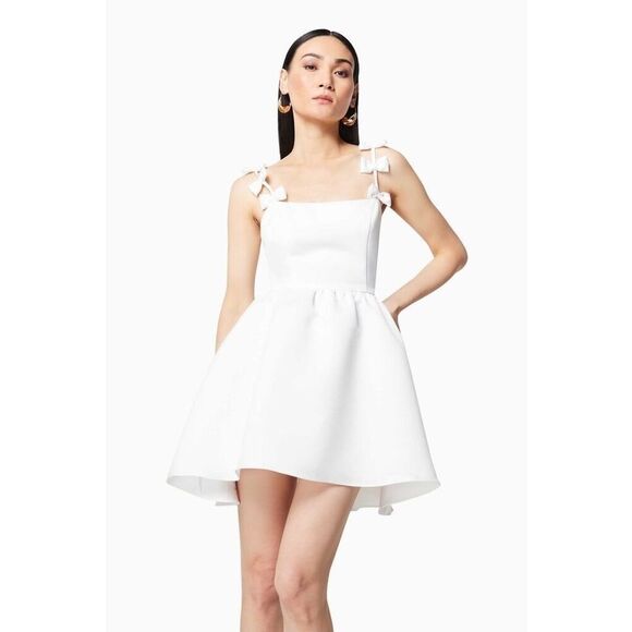 Elliatt Dresses & Skirts - ELLIATT Enchantment Mini Dress - Bridal Bachelorette Dress size L  Flaw noted!!!